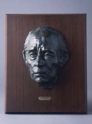 23.尾崎喜八